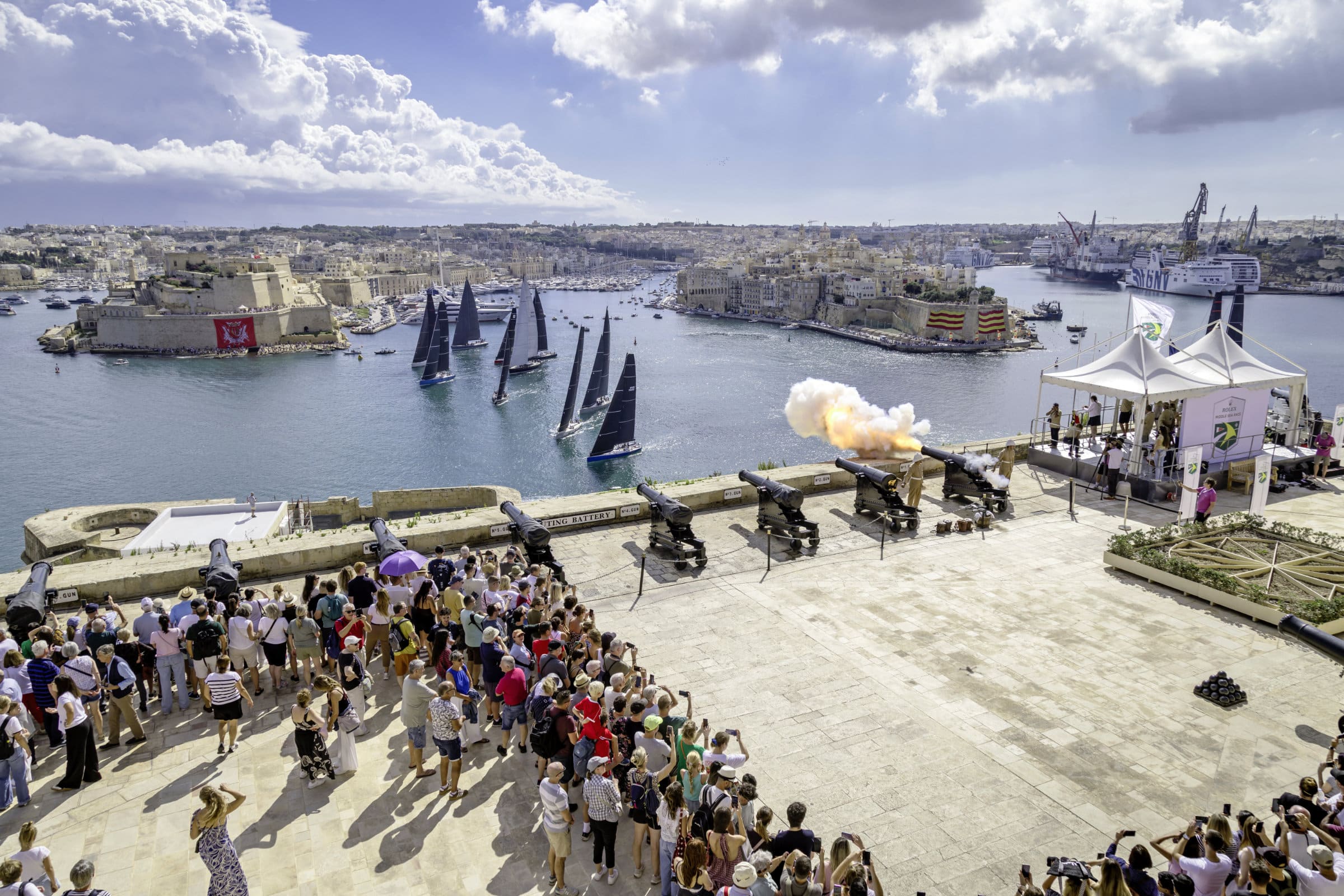 2027 Rolex Middle Sea Race Start